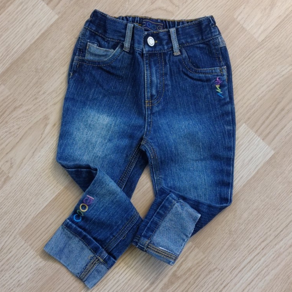 Coogi Cuffed Skinny Jeans. Cotton blend Stretch Comfy